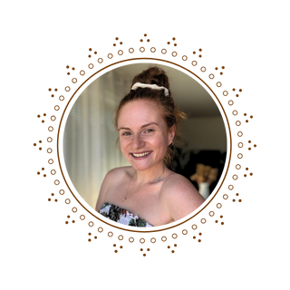 Angel Lunalma est thérapeute en psychoénergie et maître reiki, passionnée de chamanisme et accompagne les femmes vers un mieux être global